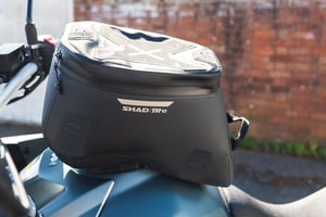 Shad TR10CL Click System Waterproof tankbag review