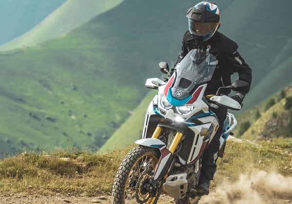 Introducing... Schuberth E2 helmet featured image