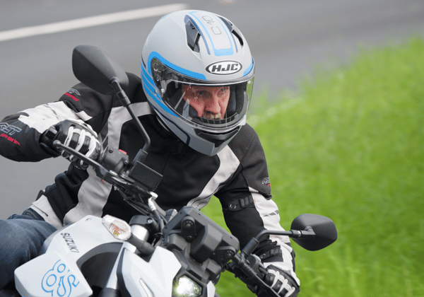 Video: HJC C10 helmet review featured image